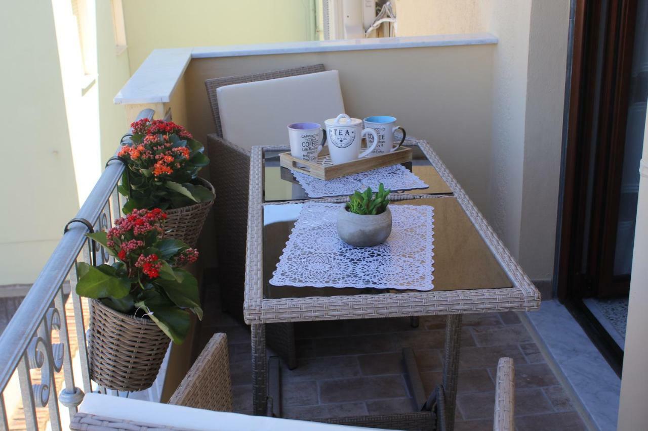Casa I Gerani Vista Mare Apartment อาลเกโร ภายนอก รูปภาพ